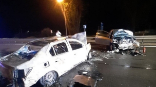 Belarusda ağır yol qəzasında 2 nəfər öldü 