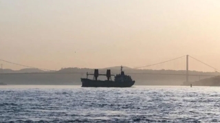 İstanbul boğazı gəmilərin hərəkəti üçün bağlandı 