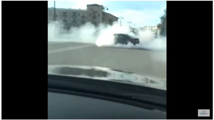 "BMW- M5"-lə “asfalt yazan” sürücü – VİDEO