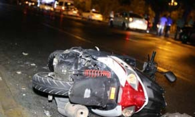Qırmızı işıqdan keçən mopedi avtomobil vurdu: xəsarət alan var - VİDEO
