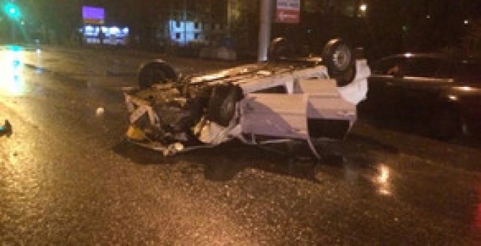 Polislərin olduğu avtomobil aşdı: ölən və yaralananlar var - Şəmkirdə