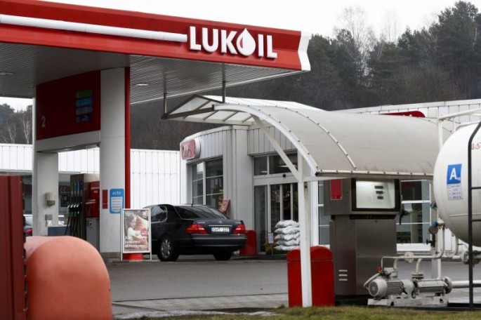 "Lukoil" tanınmış eksperti məhkəməyə verdi - 5 minlik təzminat davası - FOTO