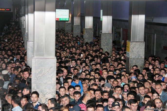 Bakı metrosu 55 min artıq sərnişin daşıyıb - "Qarabağ"ın oyununa görə