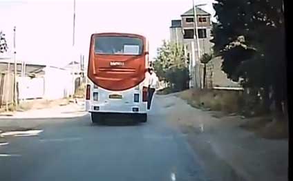 Plana etiraz edən avtobus sürücüləri işdən çıxarıldı - VİDEO