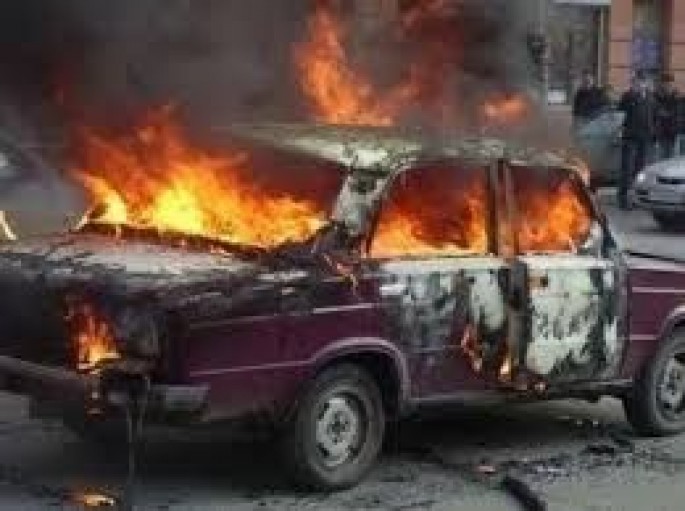 "VAZ" markalı avtomobil yandı - Salyanda