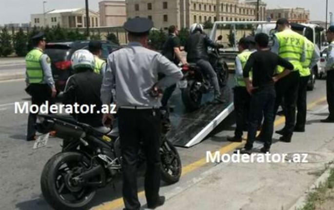 Yol polisi 10 motosikleti cərimə meydançasına apardı - Qalmaqal