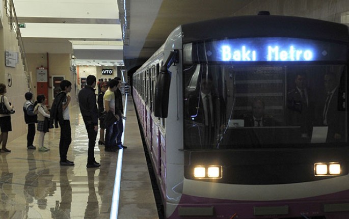 Bakı metrosunda qatar tuneldə qaldı - Sərnişinlər təxliyyə edildi