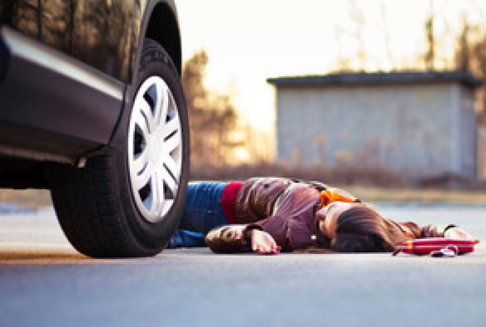 Avtomobil piyadanı vuraraq öldürdü: sürücü qaçıb - Qazaxda