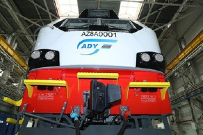 Qazaxıstanda istehsal olunan ilk yükdaşıyan lokomotiv Azərbaycana satılacaq