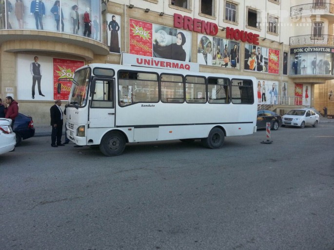 Sərnişin avtobusu qəzaya uğradı - FOTO