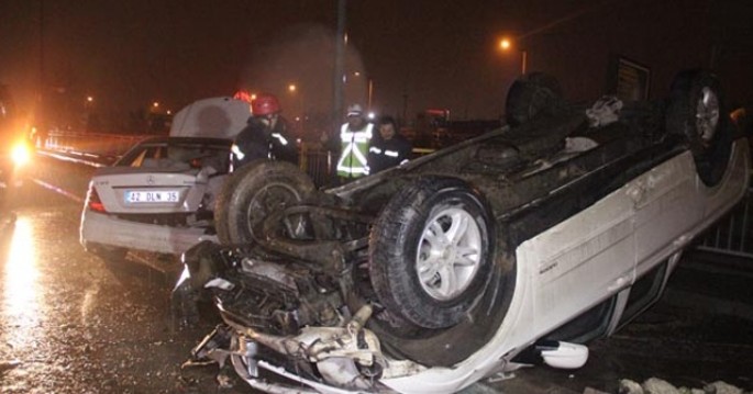 Sərxoş sürücü yaralı sürücüyə köməyə gedənləri vurdu: 2 ölü, 3 yaralı - FOTO