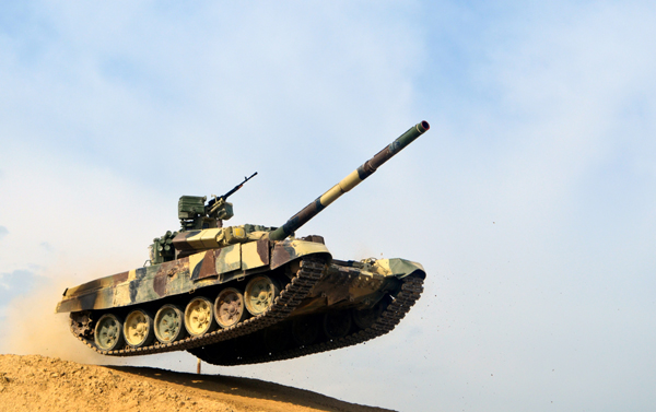 Azərbaycan ordusunda tank heyətlərinin yarışı keçirilir - FOTO+VİDEO