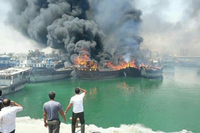 İranın ən vacib limanı yanır
