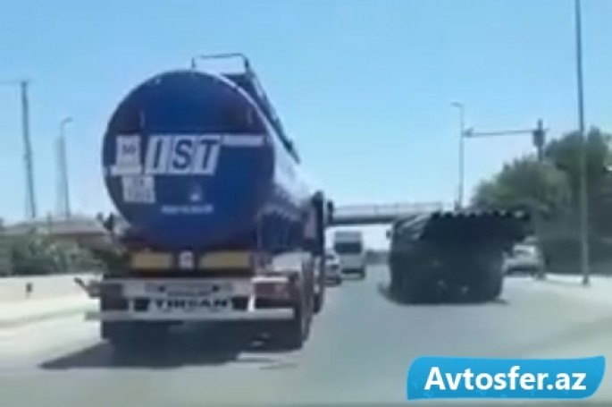 “İst Petrol"-un benzindaşıyan maşını yolda ölüm şousu göstərdi – VİDEO