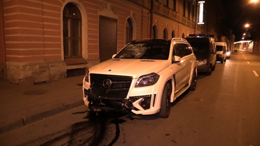 Azərbaycanlı biznesmen polislərlə atışdı  - VİDEO