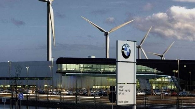 “BMW”nin yeni elektrikli avtomobilinin məxfi şəkilləri yayıldı – FOTO