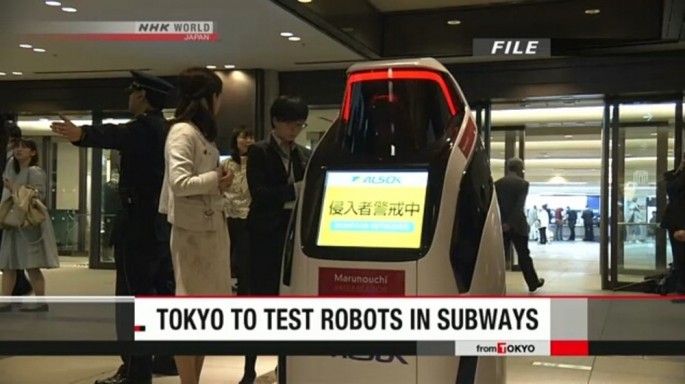 Metroda köməkçi robotlar sınaqdan keçirilir