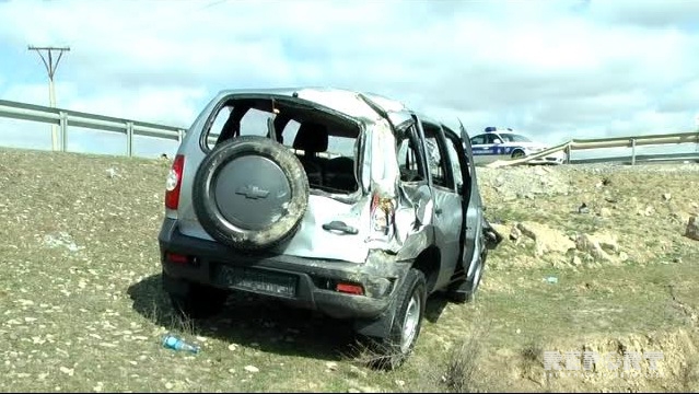Hacıqabulda “Chevrolet-Niva” aşıb; 3 yaralı var - FOTO