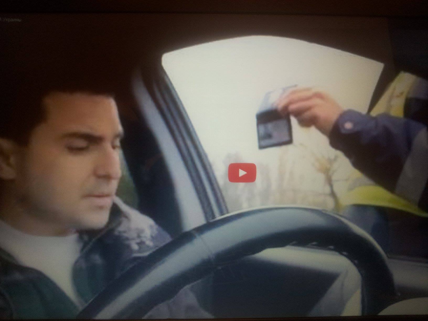 ŞOK: Bu dəfə sürücü yol polisinə protokol yazdı - VİDEO