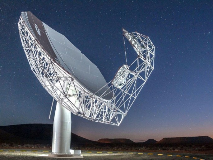 Dünyanın ən iri teleskopu yadplanetlilərin axtarışına başladı