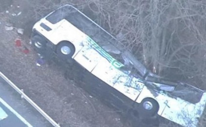 Avtobus çaya aşdı - 10 ölü, 25 yaralı