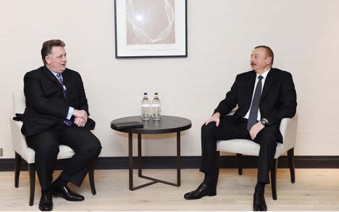 İlham Əliyev “Chevron”un vitse-prezidenti ilə görüşüb - FOTO