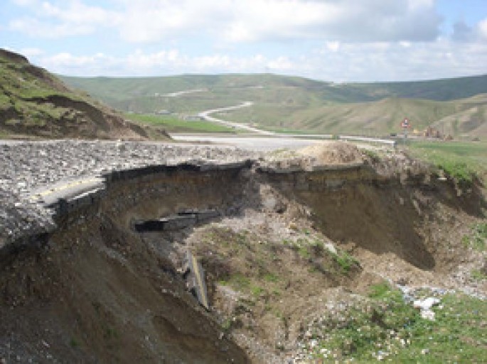 Sürüşmə zonalarının son vəziyyəti açıqlanıb - Abşeron yarımadasındakı