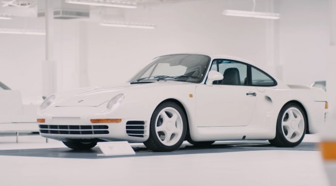 Ağ rəngli Porsche kolleksiyası - VİDEO