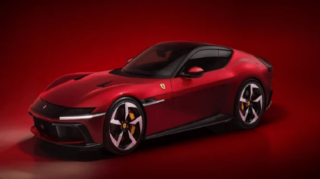 “Ferrari” super güclü avtomobili təqdim etdi - FOTO 