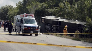 Turist avtobusu qəzaya uğradı, 7 nəfər ölüb 