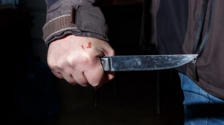 Bakıda 38 yaşlı kişini naməlum şəxs bıçaqladı