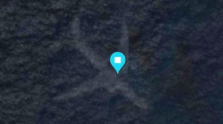 “Google” xəritəsi ilə Atlantik okeanında sirli obyekt aşkarlanıb - FOTO 