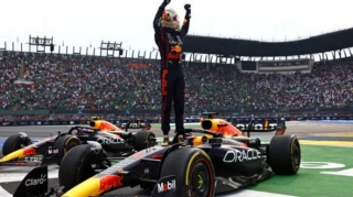 Meksikada qalib oldu:  “Formula 1”in rekordunu müəyyənləşdirdi  - FOTO
