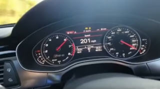 “Audi RS6”nı 325 km/saatla sürdü - VİDEO 