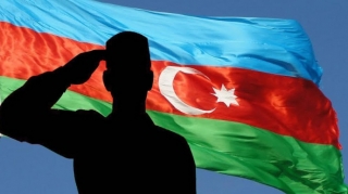 Azərbaycan Ordusu yüksək əhval-ruhiyyə ilə işğal olunan torpaqlarımızı azad edir  - VİDEO