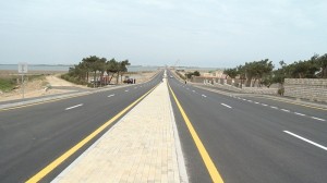 Qala-Pirallahı yolunun 1 km-lik hissəsi yenidən qurulub - FOTO + VİDEO