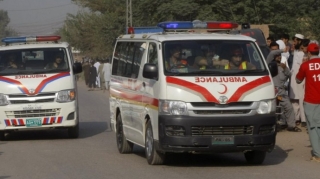 Pakistanda ağır yol qəzasında azı 13 nəfər ölüb, onlarla insan xəsarət alıb 