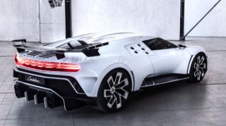 Ronaldu 8 milyon avroya “Bugatti Centodieci” aldı - FOTO 