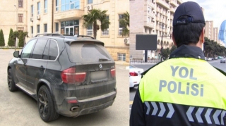 Toydan gələn "BMW X5" sürücüsü onu saxlayan yol polisini DÖYDÜ - İSMAYILLIDA 