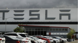 “Tesla” 16 min avtomobilini geri çağırır 