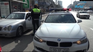 Yol polisi dayanacağı zəbt edən taksi sürücülərinə qarşı tədbirlər görür  - VİDEO