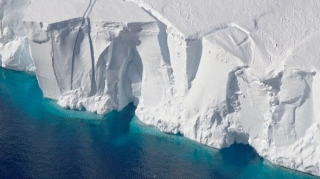 Antarktidada buz şelfinin əriməsi nəyə səbəb ola bilər?