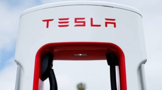5 milyard manat qazanan "Tesla" məsələnin səbəbini açıqladı   - FOTO