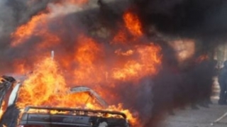 Hərəkətdə olan avtomobil alışıb yandı   - VİDEO - FOTO