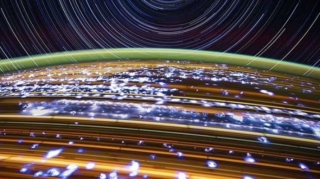 Astronavt kosmosda “ulduz izlərini” çəkdi - FOTO 