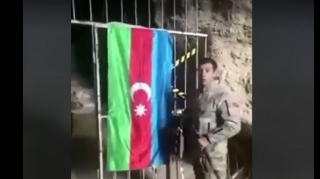 Azərbaycan əsgəri Azıx mağarasında - VİDEO