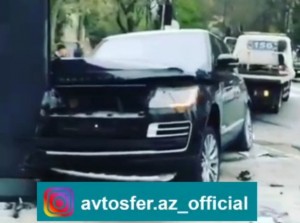 Qaydanı pozan "Range Rover"in  dəhşətli qəza sonluğu - VİDEO