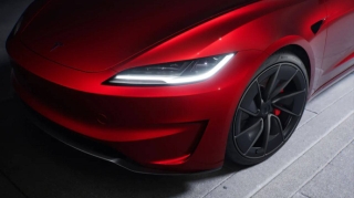 “Tesla” “Model 3”ün ən yüksək səviyyəli versiyasını təqdim etdi  - FOTO - VİDEO