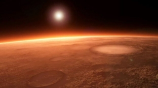 Marsda dalğası planetin bütün səthinə yayılan zəlzələ qeydə alınıb - FOTO 