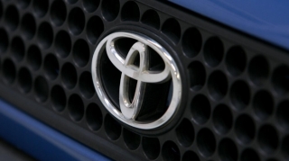 “Toyota Motor” rekord sayda AVTOMOBİL SATIB 
